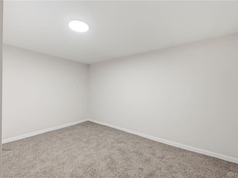 2403 S Sutphin Street, Middletown, OH 45044 Photo 41