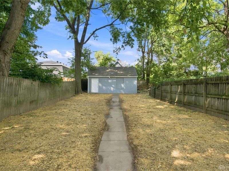 2403 S Sutphin Street, Middletown, OH 45044 Photo 52
