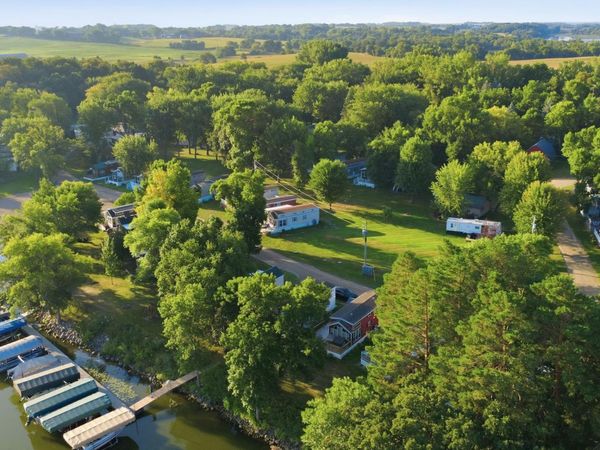 18096 Browns Lake Road , Unit 65, Richmond, MN 56368