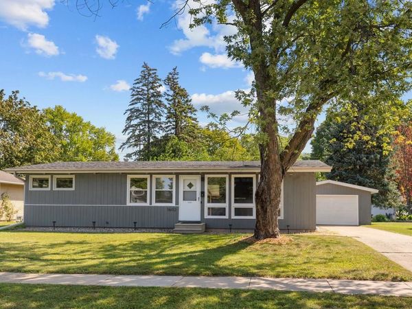 1602 DOEMEL STREET, Oshkosh, WI 54901