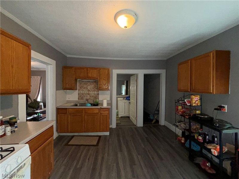 2153 W 96th Street, Cleveland, OH 44102 Photo 10