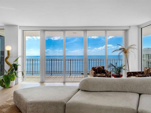 881 Ocean Dr , Unit 10A, Key Biscayne, FL 33149