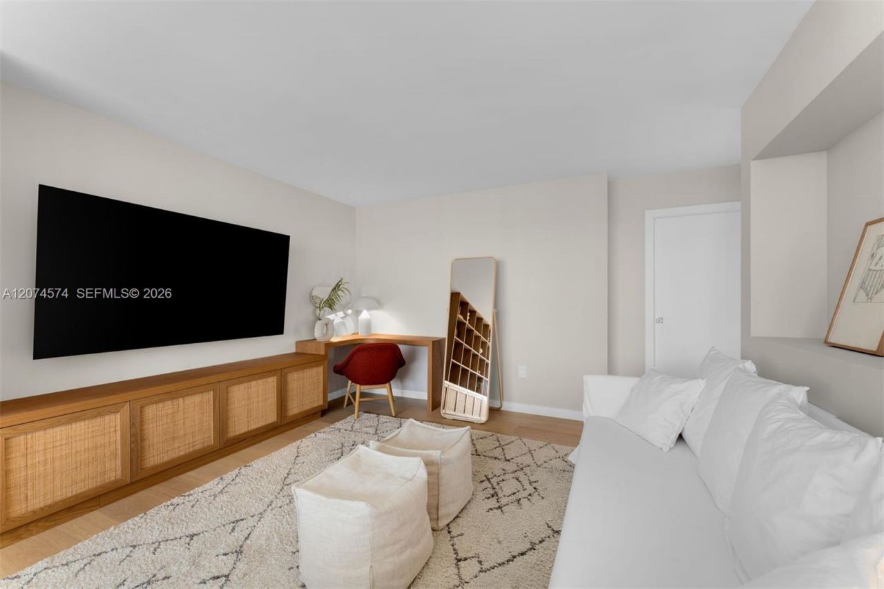 881 Ocean Dr , Unit 10A, Key Biscayne, FL 33149 Photo