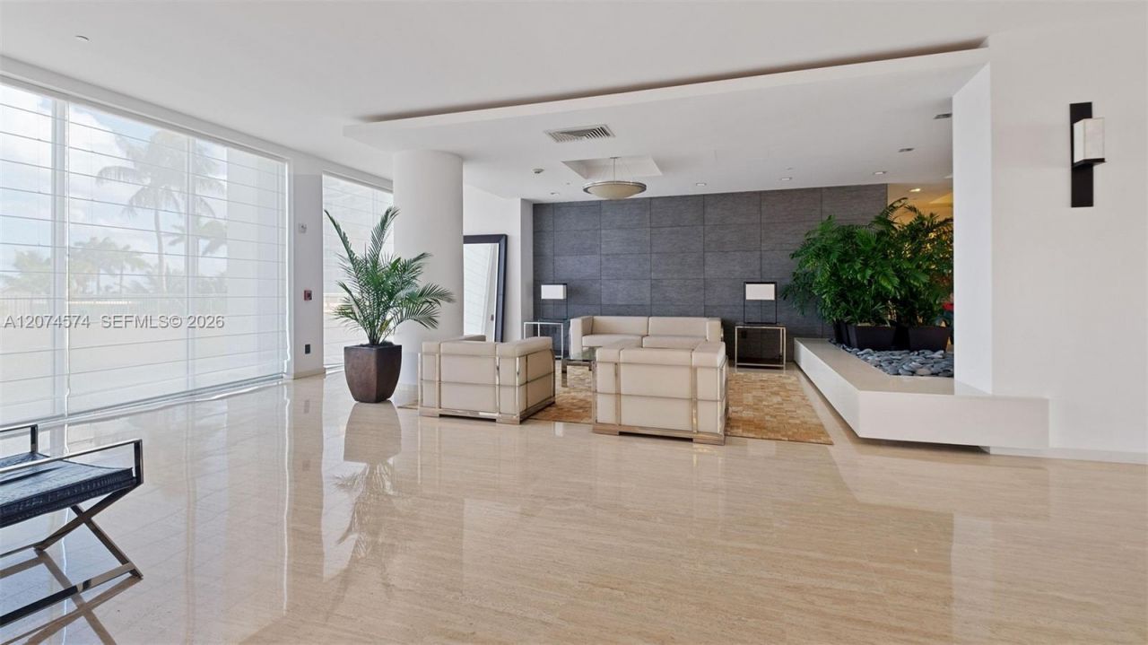 881 Ocean Dr , Unit 10A, Key Biscayne, FL 33149 Photo
