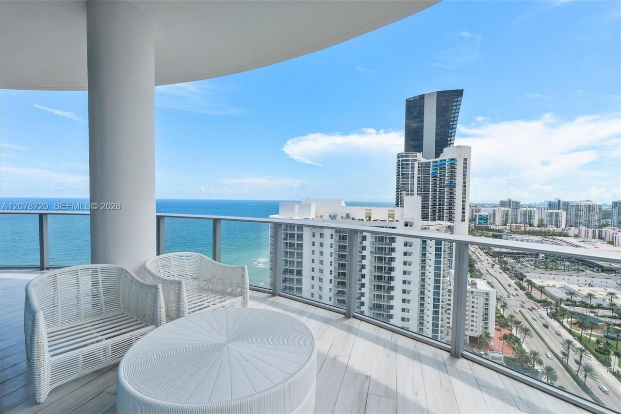 17475 Collins Ave , Unit 2203, Sunny Isles Beach, FL 33160 Photo