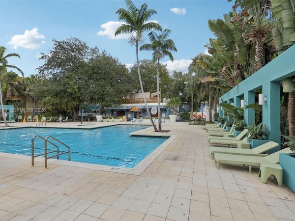 272 NE 53rd ST , Unit 4, Miami, FL 33137