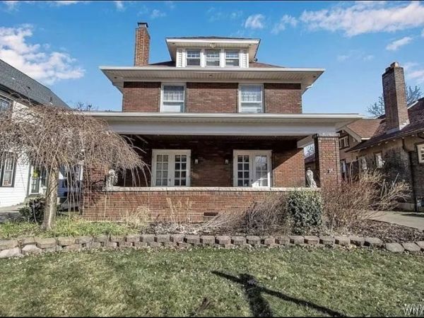 650 Orchard Parkway , Niagara Falls, NY 14301
