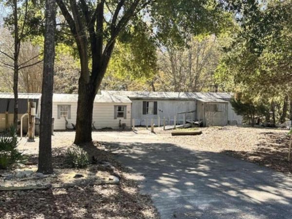186 Stillwater Road, Freeport, FL 32439