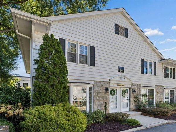 136 NW Peachtree Memorial Drive NW, Unit VA 1, Atlanta, GA 30309