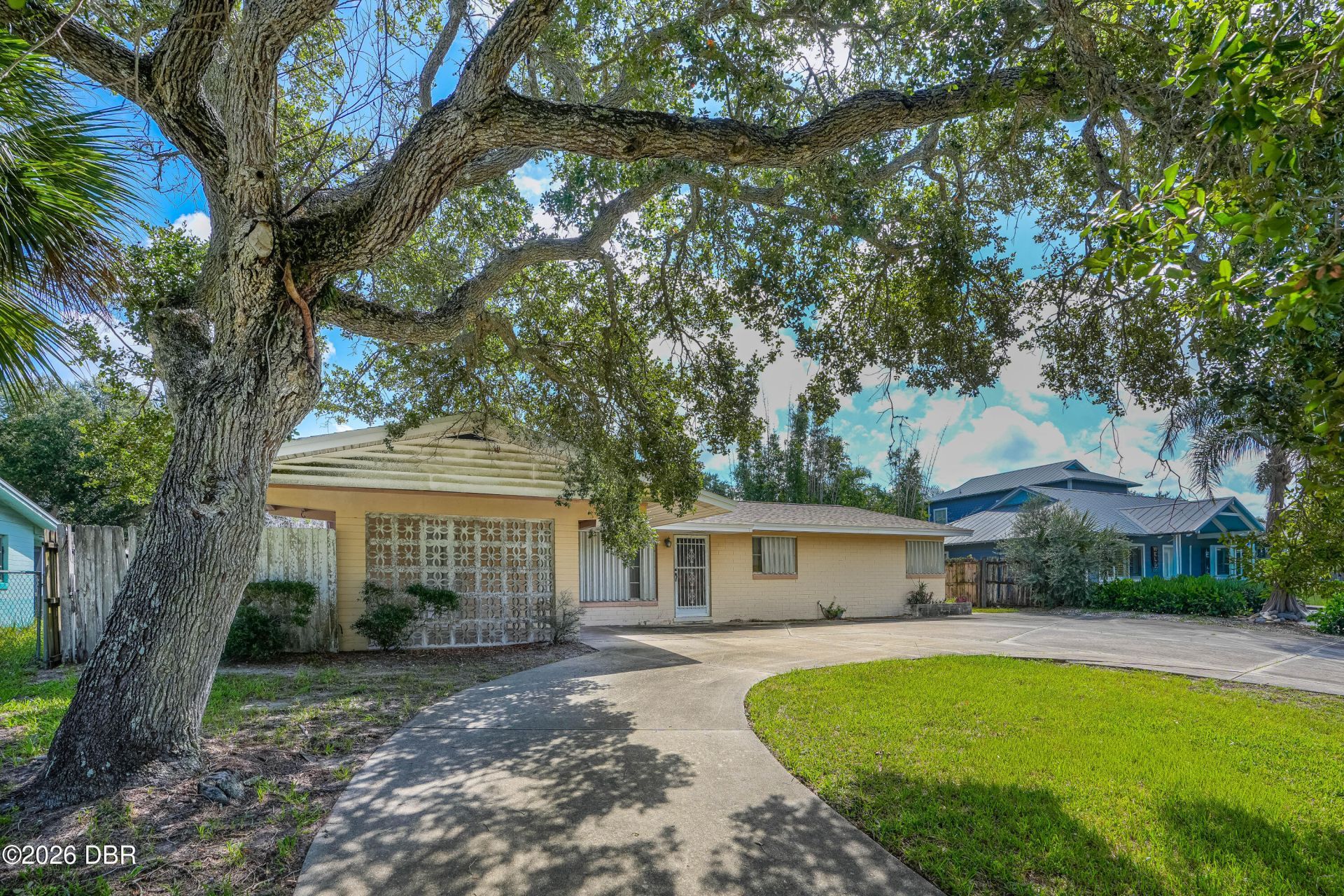 2005 Saxon Drive, New Smyrna Beach, FL 32169 Photo