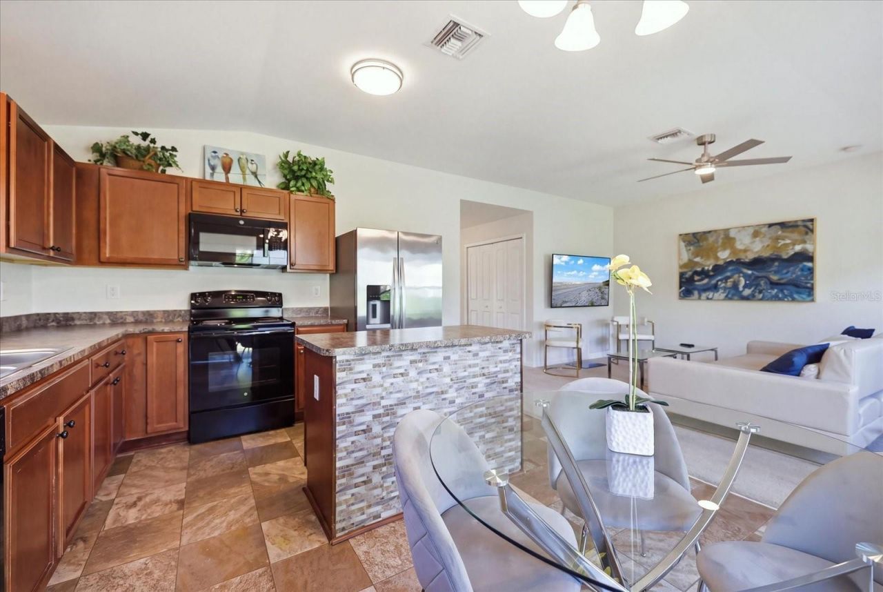 18520 Sebring Road, Fort Myers, FL 33967 Photo