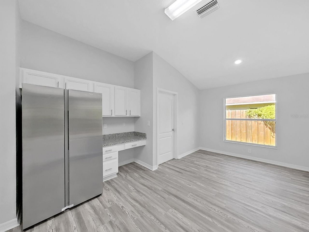 1423 Lake Shore Ranch Drive, Seffner, FL 33584 Photo