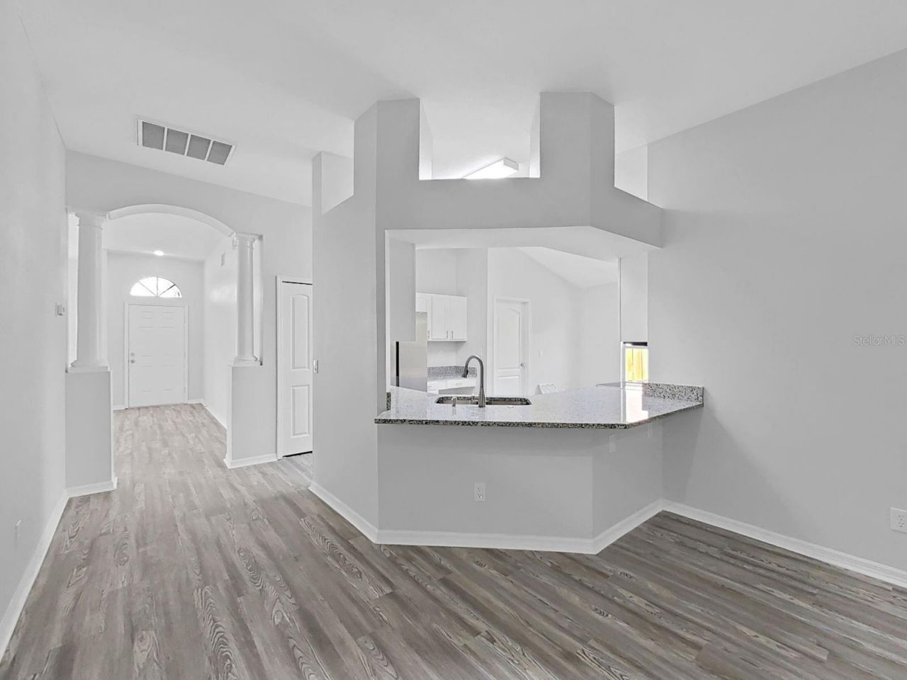 1423 Lake Shore Ranch Drive, Seffner, FL 33584 Photo