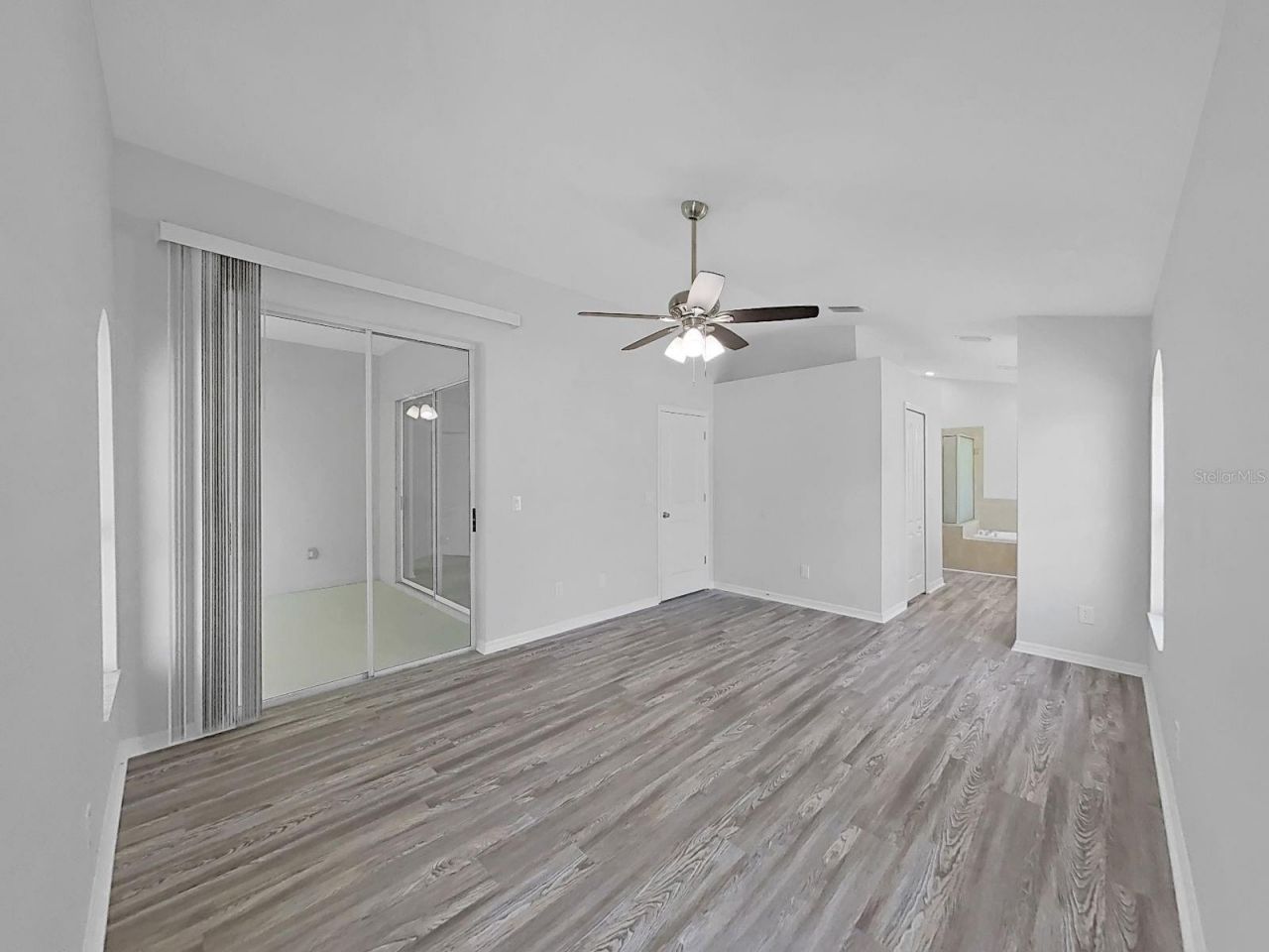 1423 Lake Shore Ranch Drive, Seffner, FL 33584 Photo