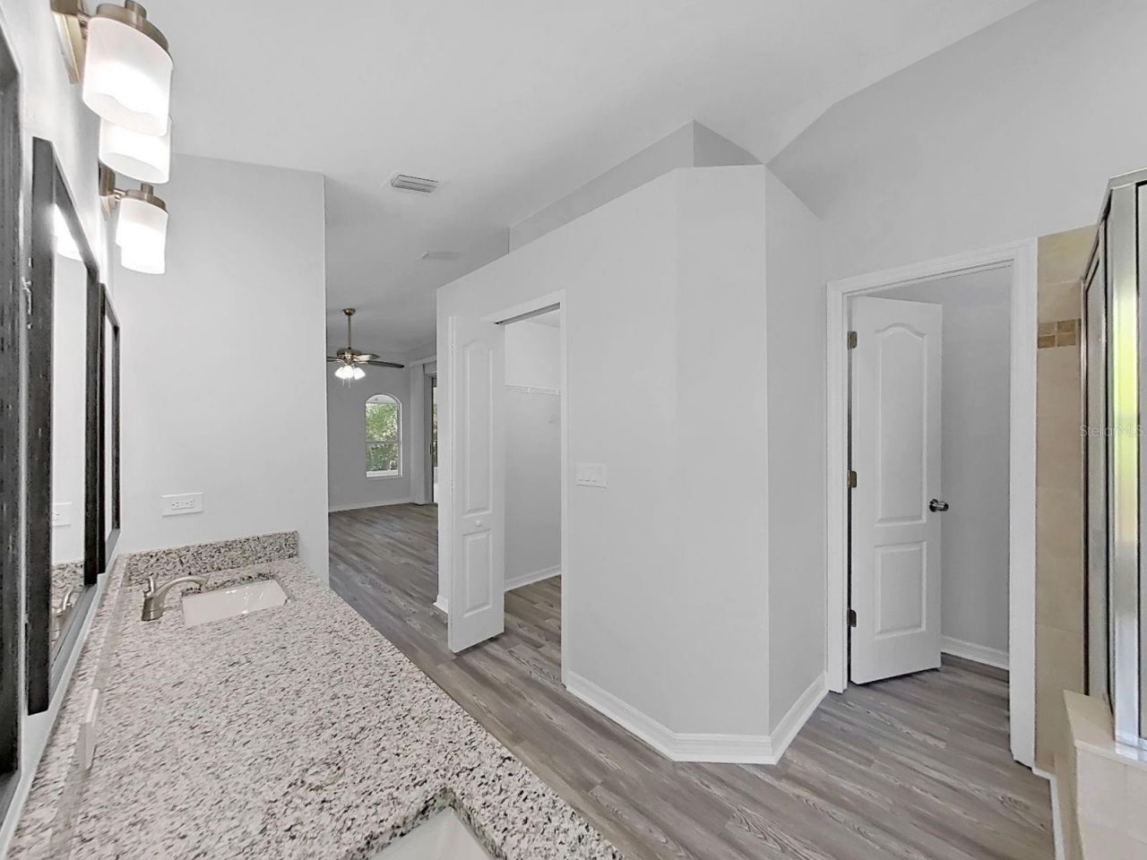 1423 Lake Shore Ranch Drive, Seffner, FL 33584 Photo