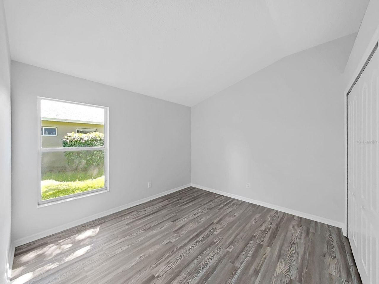 1423 Lake Shore Ranch Drive, Seffner, FL 33584 Photo