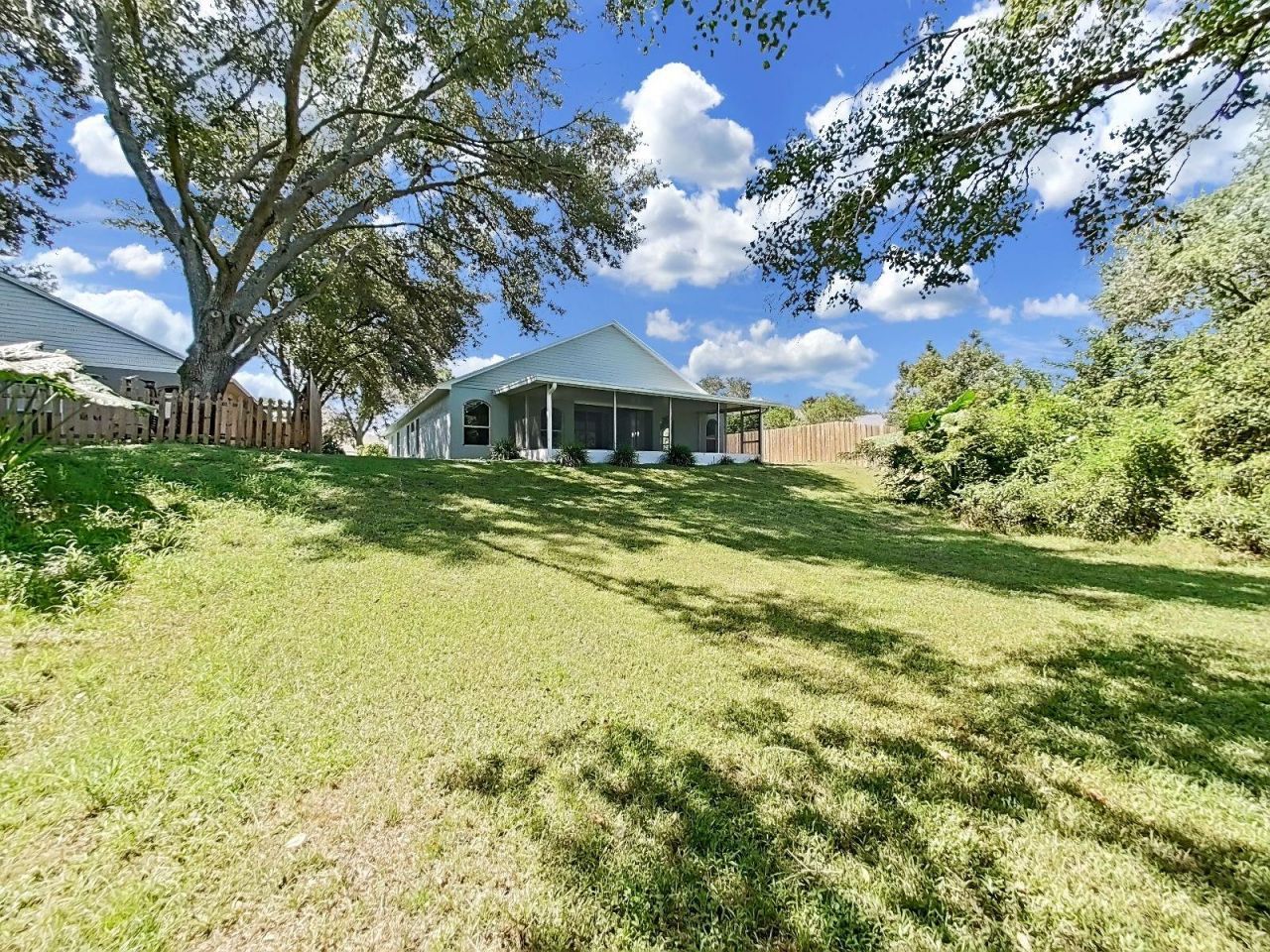 1423 Lake Shore Ranch Drive, Seffner, FL 33584 Photo