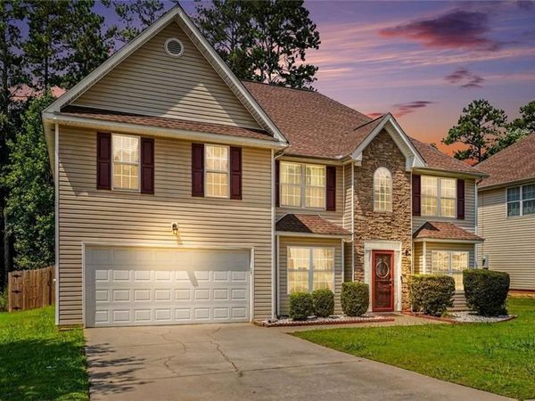 266 Millstone Drive, Hampton, GA 30228
