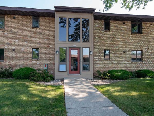 264 N CAMPBELL ROAD, Unit A, Oshkosh, WI 54902