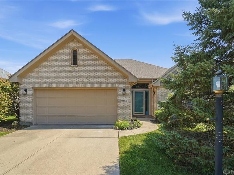 9569 Country Path Trail, Miami Township, OH 45342 Photo 3