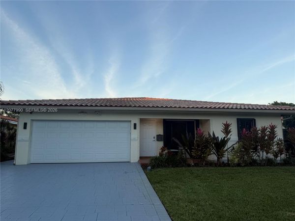 1721 NE 48th Ct, Fort Lauderdale, FL 33334