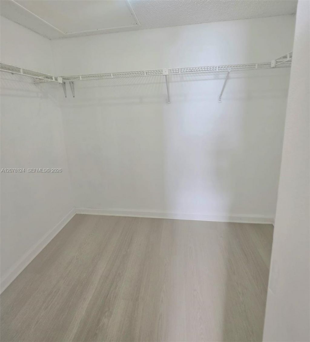 20105 NE 3rd Ct , Unit 6, Miami, FL 33179 Photo