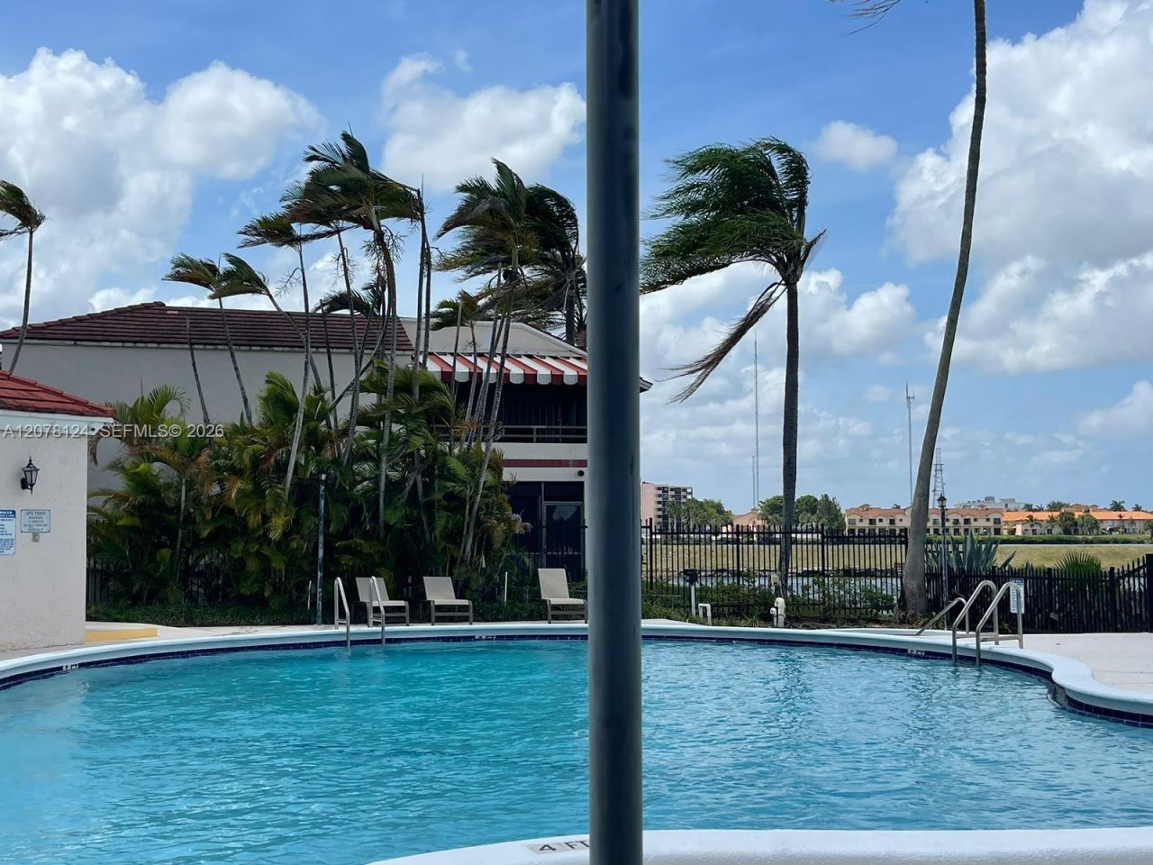 20105 NE 3rd Ct , Unit 6, Miami, FL 33179 Photo