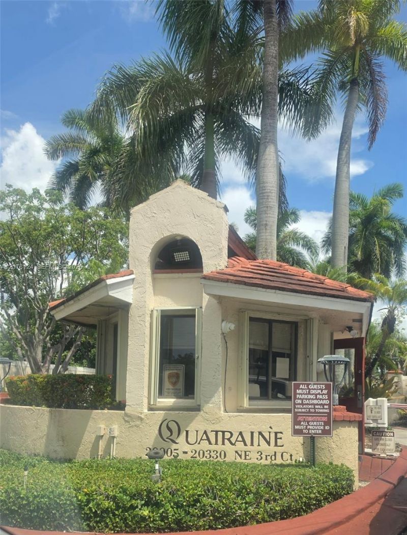 20105 NE 3rd Ct , Unit 6, Miami, FL 33179 Photo