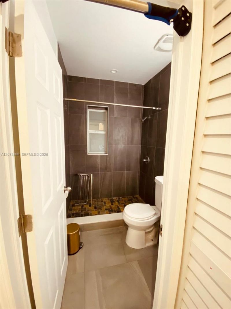 2129 NW 75th St , Miami, FL 33147 Photo