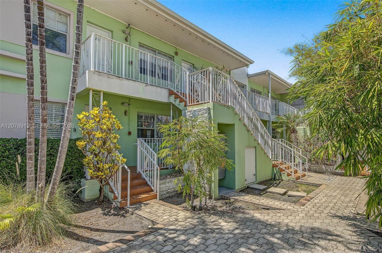 915 8th St, Unit 102, Miami Beach, FL 33139 Photo