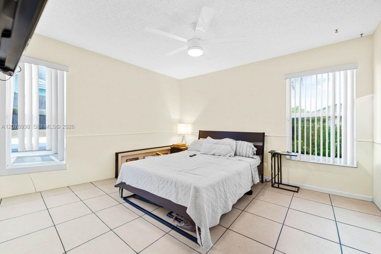 11660 NW 38th Pl , Sunrise, FL 33323 Photo