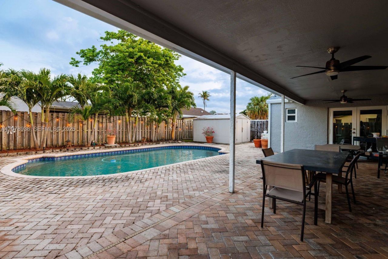 11660 NW 38th Pl , Sunrise, FL 33323 Photo