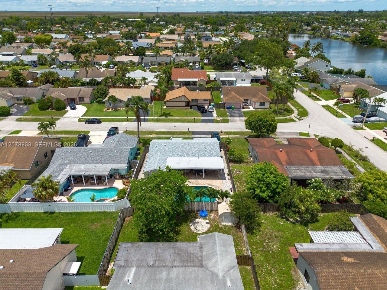 11660 NW 38th Pl , Sunrise, FL 33323 Photo