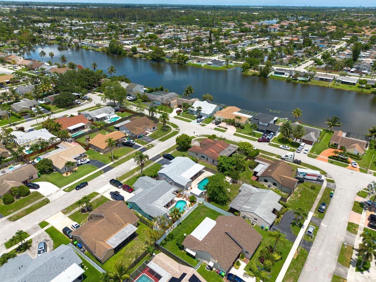 11660 NW 38th Pl , Sunrise, FL 33323 Photo