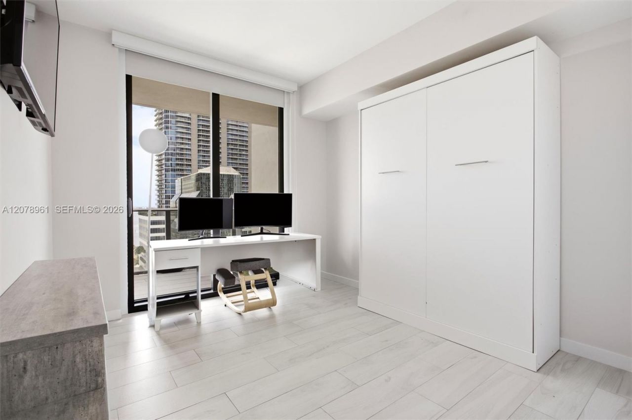 1010 Brickell Ave , Unit 2102, Miami, FL 33131 Photo