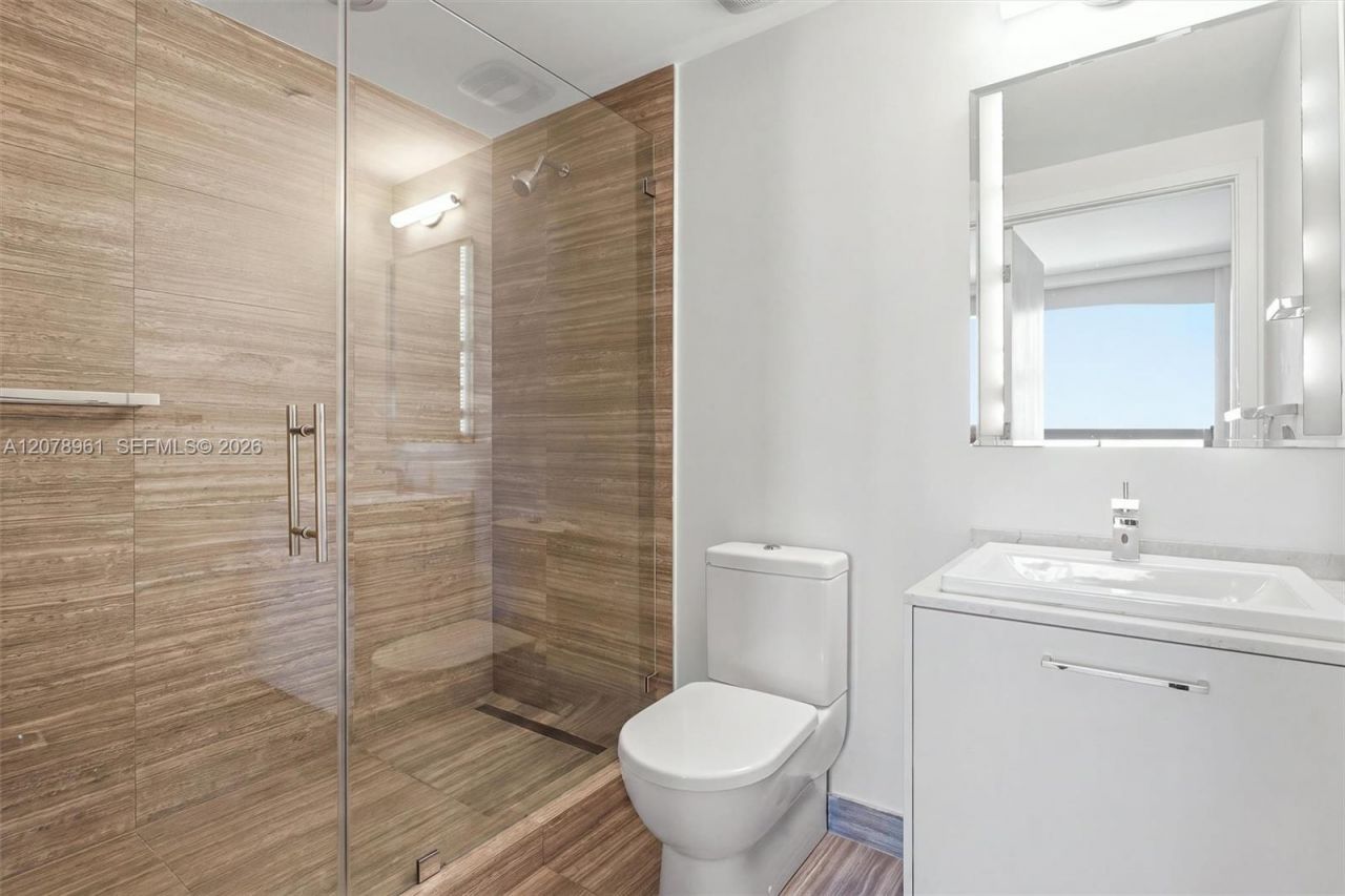 1010 Brickell Ave , Unit 2102, Miami, FL 33131 Photo