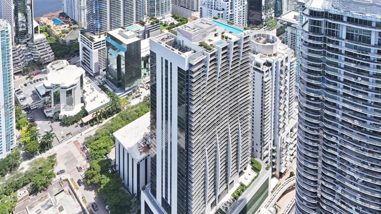 1010 Brickell Ave , Unit 2102, Miami, FL 33131 Photo