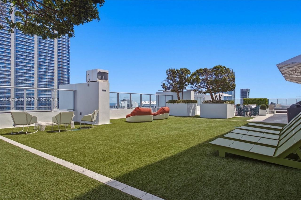 1010 Brickell Ave , Unit 2102, Miami, FL 33131 Photo