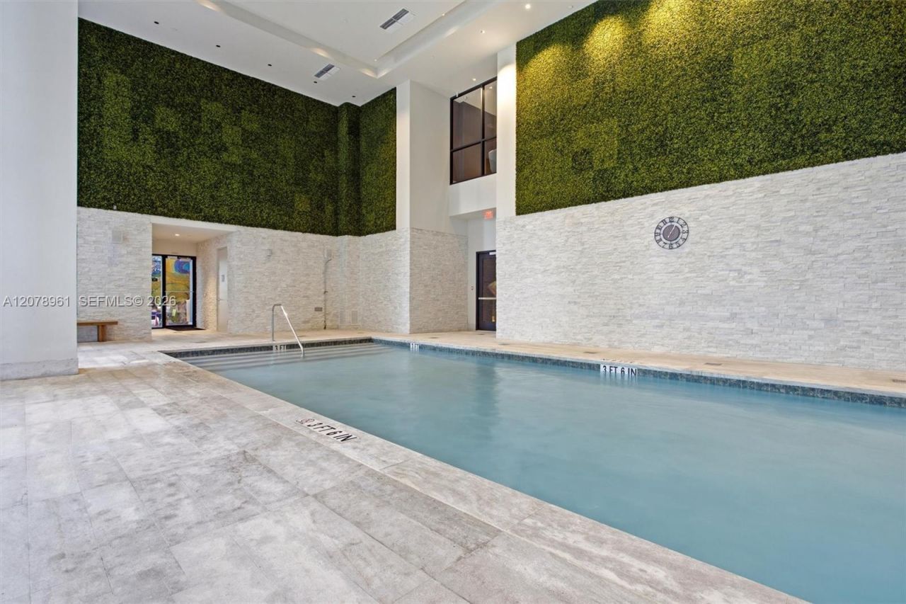 1010 Brickell Ave , Unit 2102, Miami, FL 33131 Photo