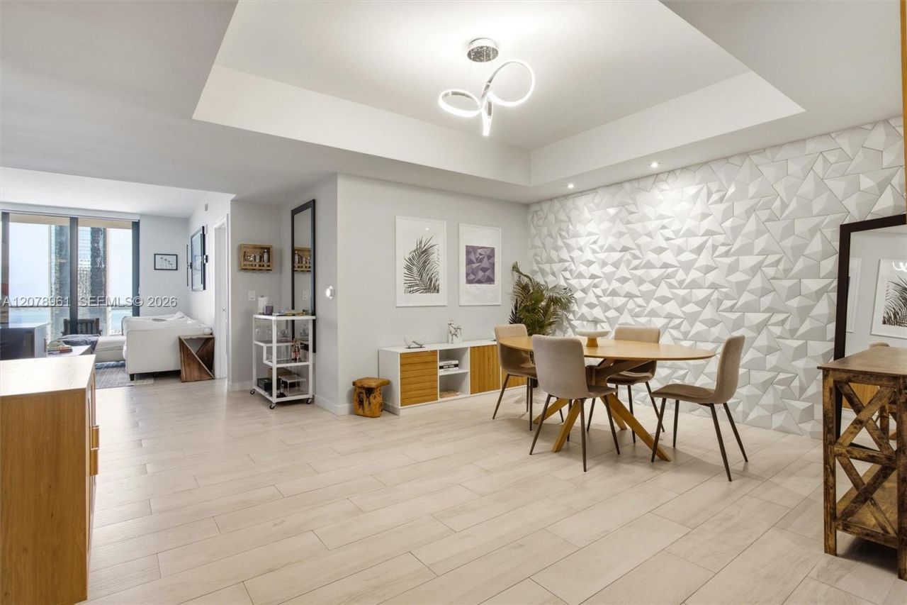 1010 Brickell Ave , Unit 2102, Miami, FL 33131 Photo