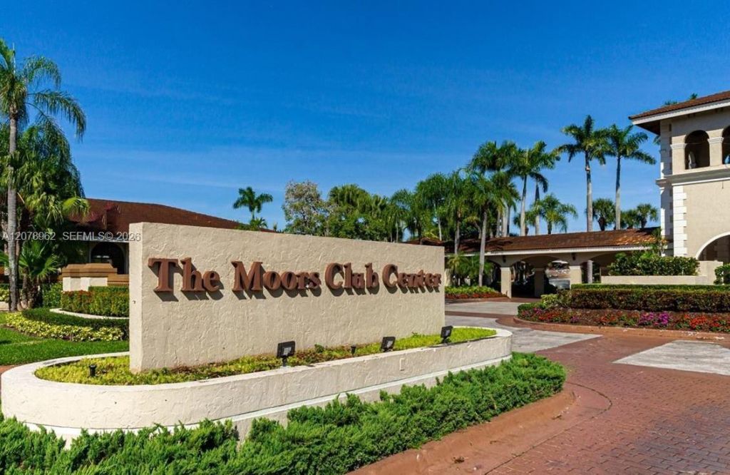 18290 Mediterranean Blvd , Unit 7-5, Hialeah, FL 33015 Photo