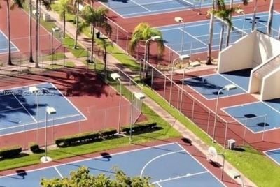 18290 Mediterranean Blvd , Unit 7-5, Hialeah, FL 33015 Photo