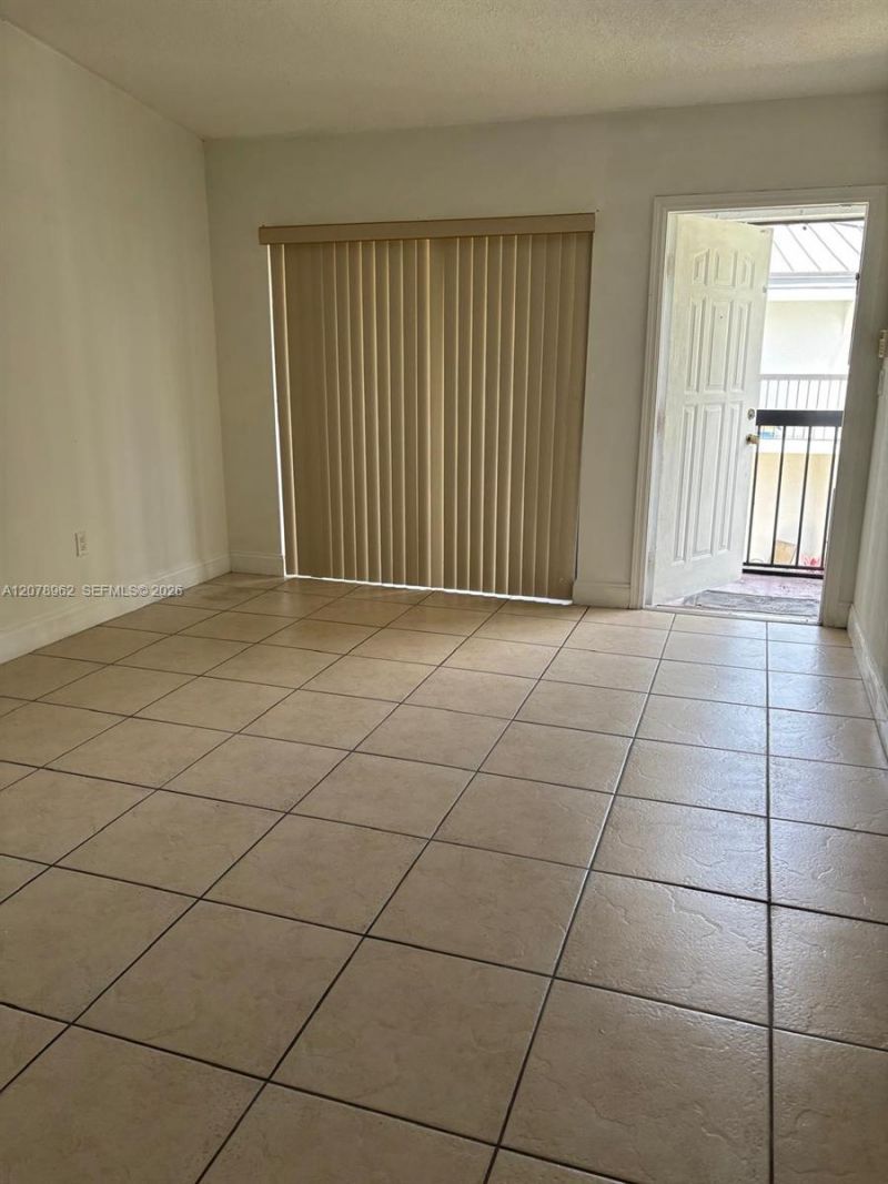 18290 Mediterranean Blvd , Unit 7-5, Hialeah, FL 33015 Photo