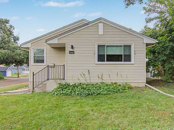 3456 Lee Avenue N, Crystal, MN 55422