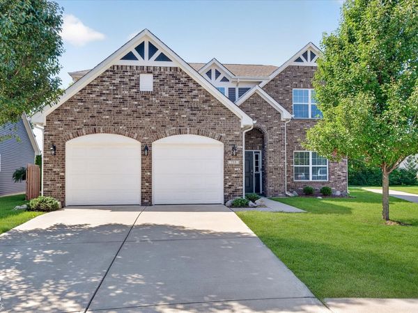 733 Farnham Drive , Westfield, IN 46074