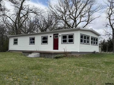 210 E 24th Street, Crete, NE 68333
