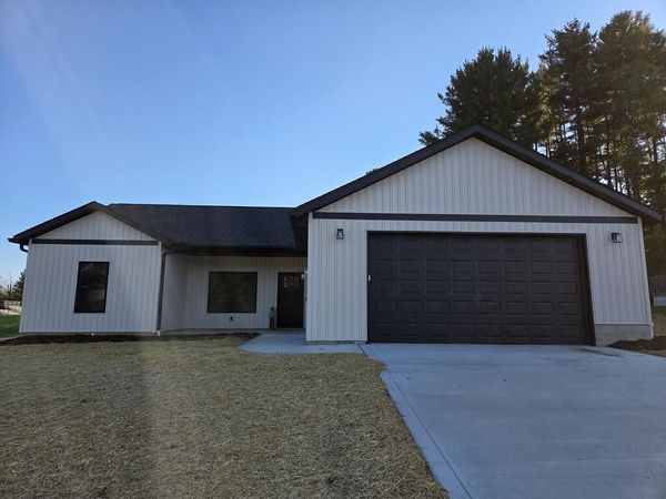 209 Forest Ave, Butler, OH 44822
