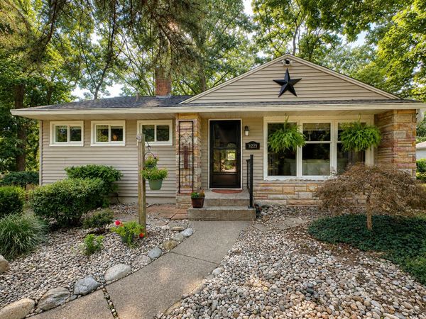 3221 Virginia Avenue, Kalamazoo, MI 49004