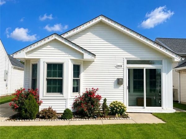 12910 Bennington Avenue, Cleveland, OH 44135
