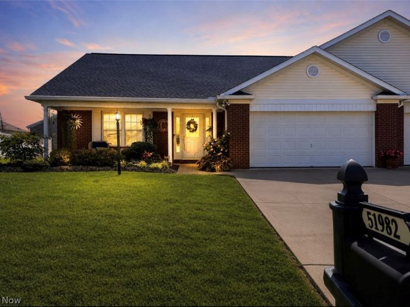 51982 Blue Spruce Drive, Saint Clairsville, OH 43950 Photo 2
